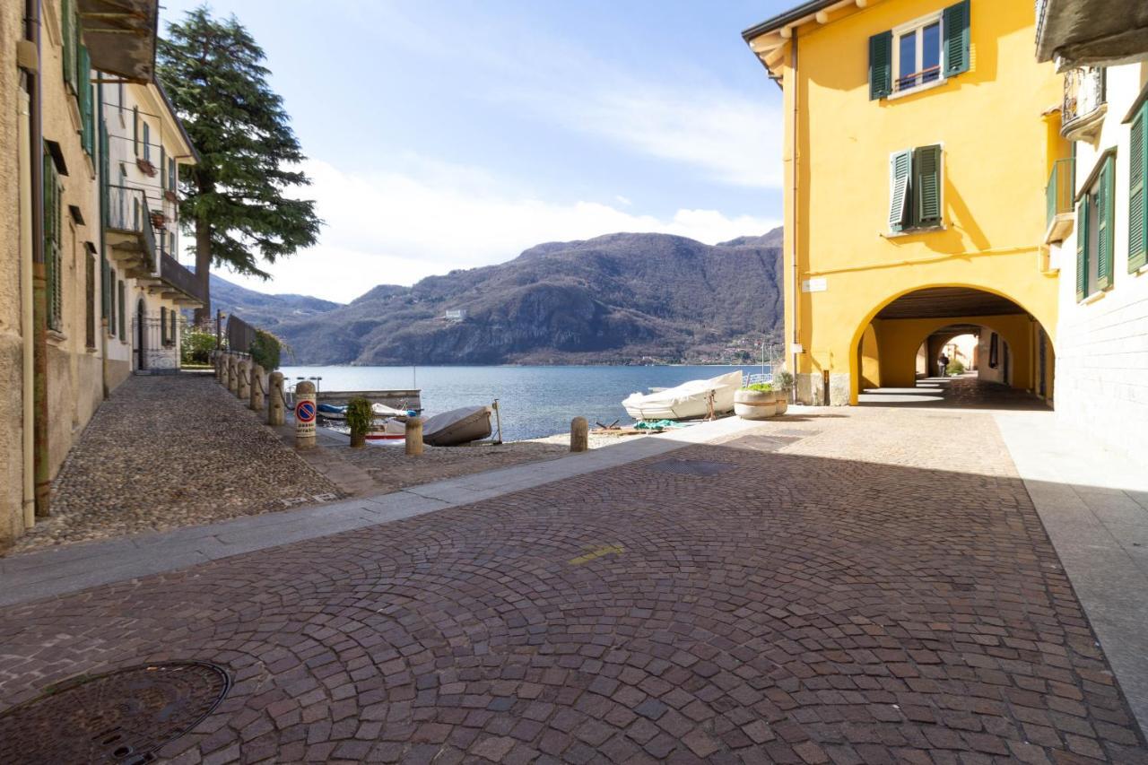 Mamma Ciccia Holiday Home - Lake Front Apartment Mandello del Lario Extérieur photo